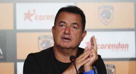Hull City'nin sahibi Ilıcalı'dan Manchester City'le ilgili iddialara 